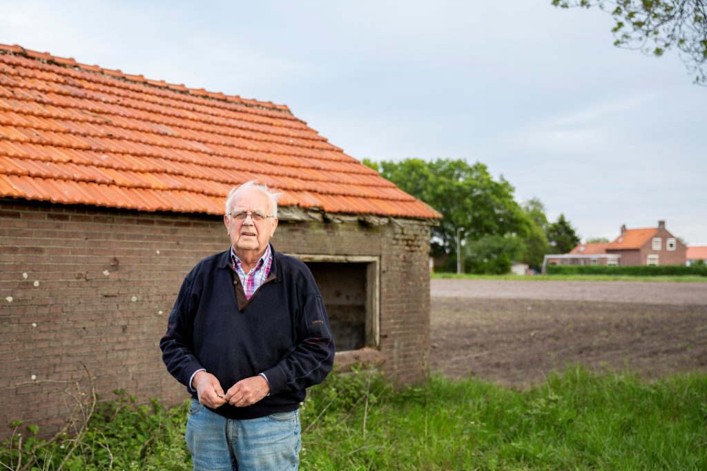 André werd opgeschrikt door een harde klap: ‘De granaten vlogen ons om de oren’