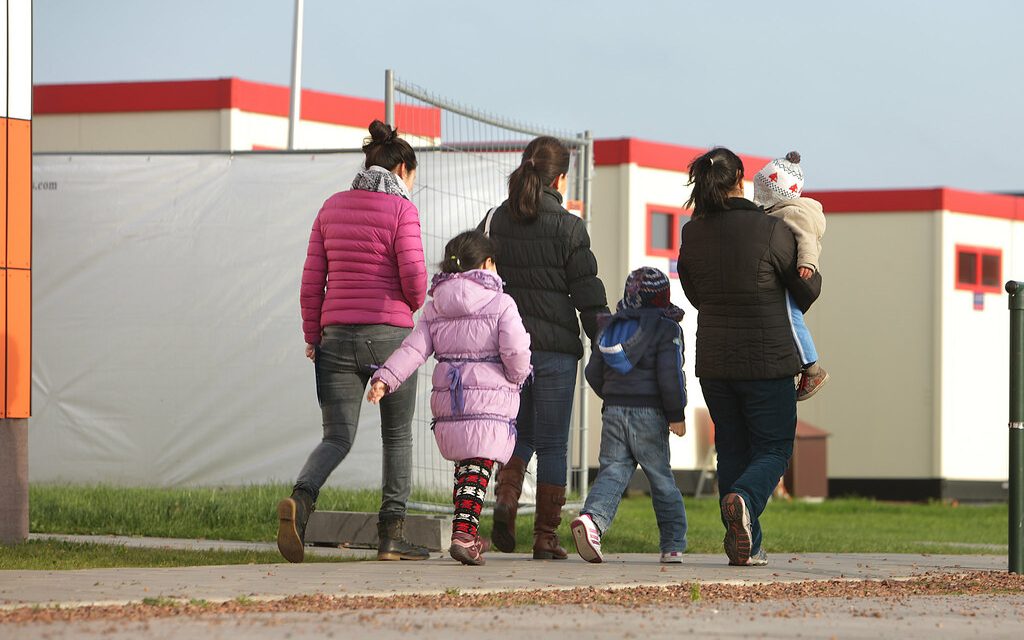 Inwoners uit Hilversum tevreden met open avond asielzoekersopvang: ‘Geweldig dat de gemeente dit doet’