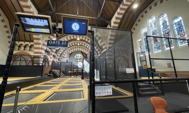 Vernieuwde springhal hoopt op minder ongelukken en volle zalen.