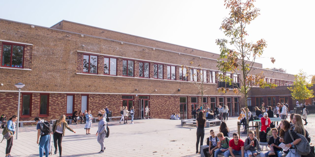 Veiligheid op middelbare scholen in Hilversum