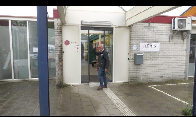 Piet de Boer rijdt oudere mensen rond met veel plezier