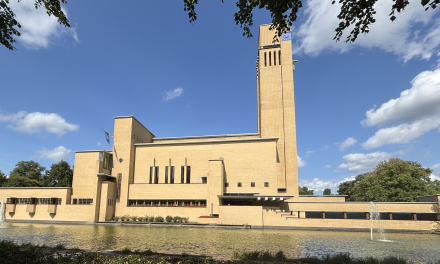 Onderweg naar een groener Hilversum: gemeente geeft gratis bomen en hagen weg
