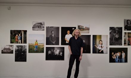 Fotograaf David Vroom brengt Groningse cultuur naar Museum Hilversum