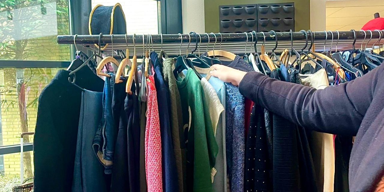 Kleding met een verhaal: Elise vertelt over haar weggeefwinkel