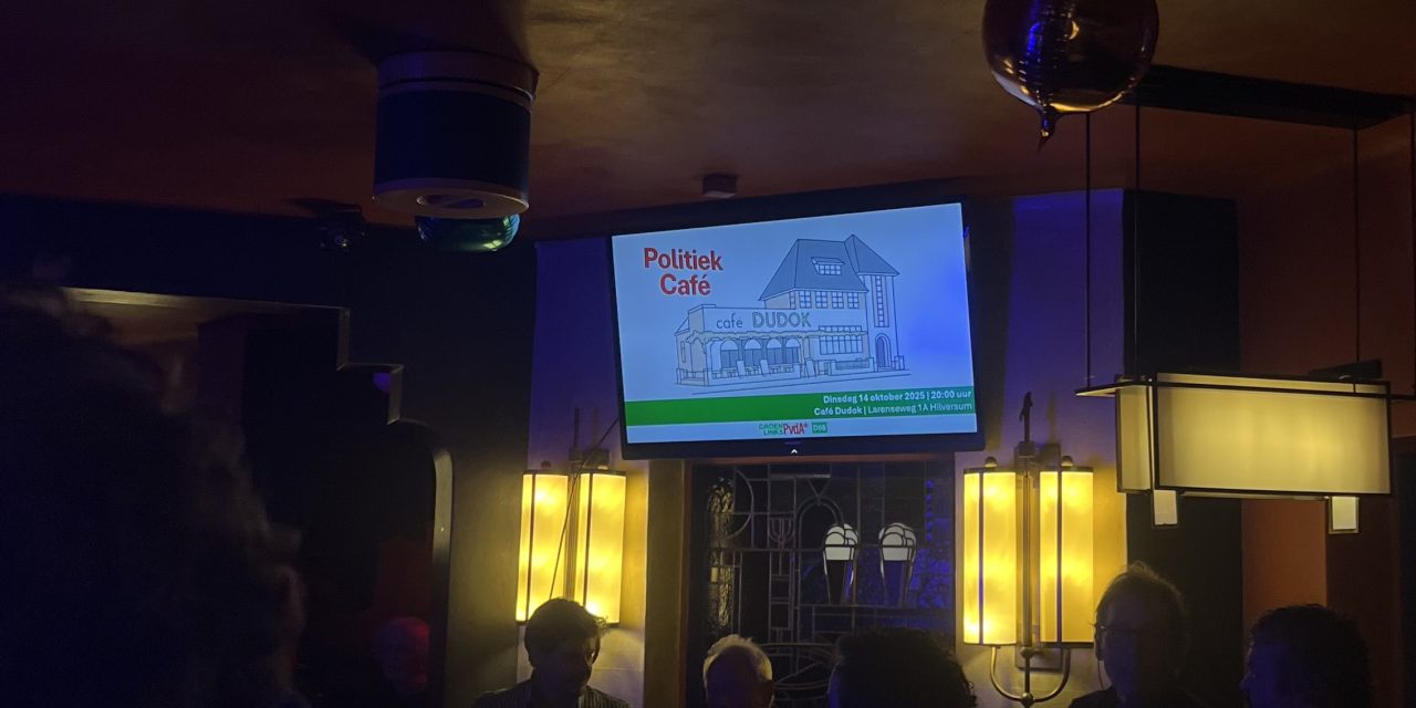 Politiek Café in Hilversum brengt burgers en experts samen