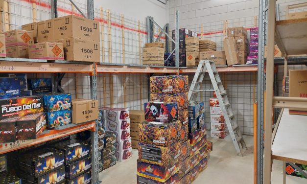 Webshop van Gooise vuurwerkwinkel eerder geopend door veel aanvraag