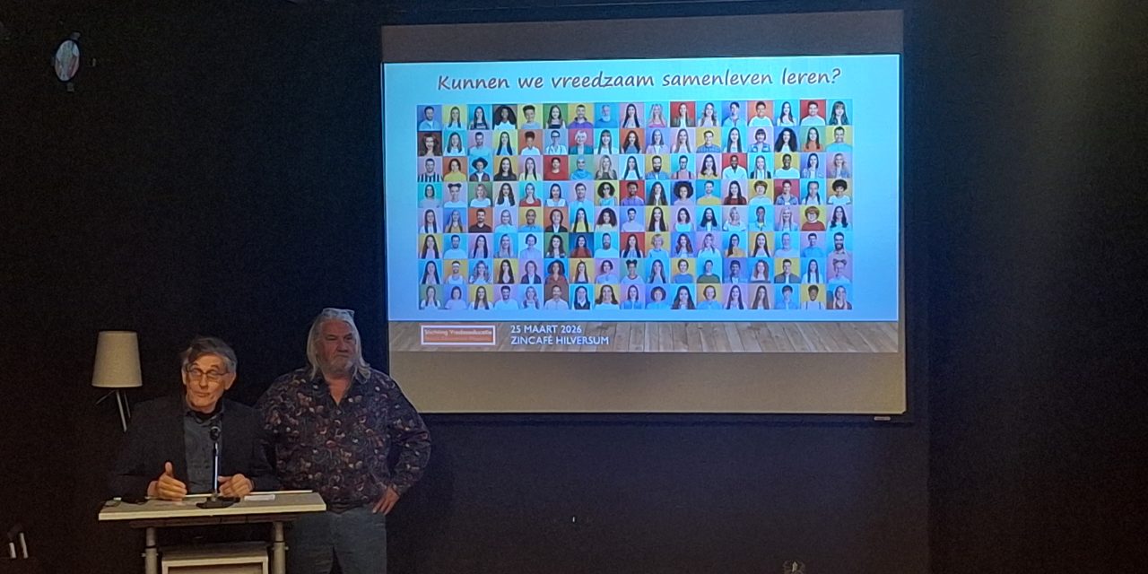 ‘Vrede is maakbaar’: vredesexpert pleit in bibliotheek Hilversum voor hoopvolle kijk op de wereld