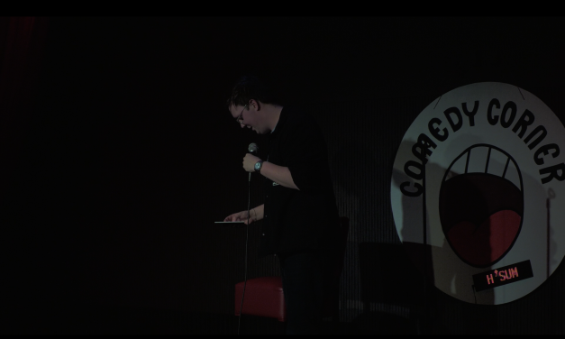 Comedy Try-Out show in Hilversum geslaagd: ‘Er is geen beter gevoel dan publiek laten lachen’