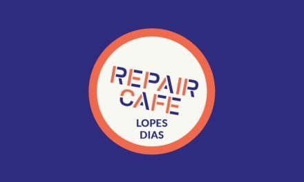 Draad voor draad tegen de wegwerpcultuur: Repair Café Lopes Dias herstelt meer dan alleen kleding
