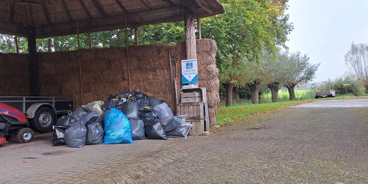 Sam’s Kledingactie is een succes in Schalkwijk