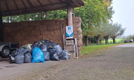 Sam’s Kledingactie is een succes in Schalkwijk