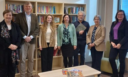 Vmbo-school Houtens en Bibliotheek Lek & IJssel starten samenwerking om jongeren meer te laten lezen