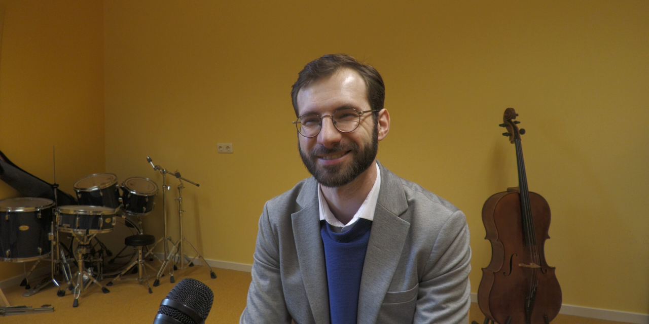 Cellist Sebastiaan van den Bergh over instrument-spelende jongeren