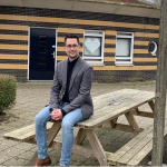 ‘Elke politieke partij is een jongerenpartij’ – Houten Anders-voorzitter Axel Eerdman over verbinding in roerige tijden