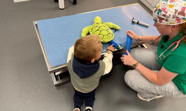 Knuffeldierenspreekuur heeft grote invloed op kinderen