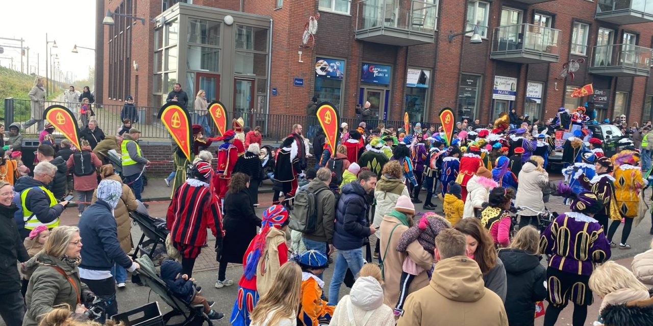 Nieuwe aankomstplek maar zelfde gezelligheid