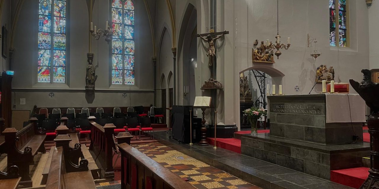 Sacristie Onze-Lieve-Vrouwe-ten-Hemelopnemingkerk HOUTEN beroofd.