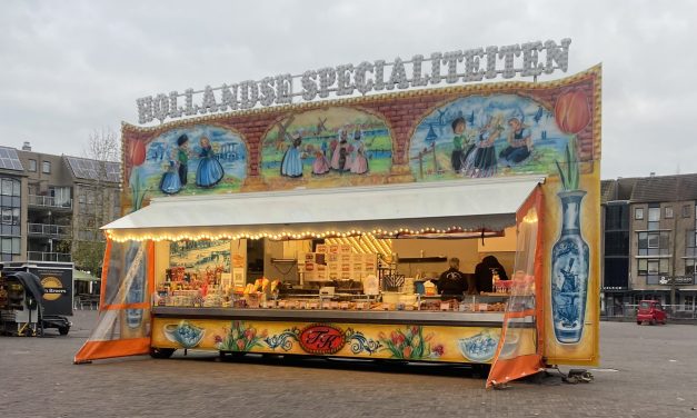 Oliebollenkraam op ‘T Rond speelt in op virale TikTok trends