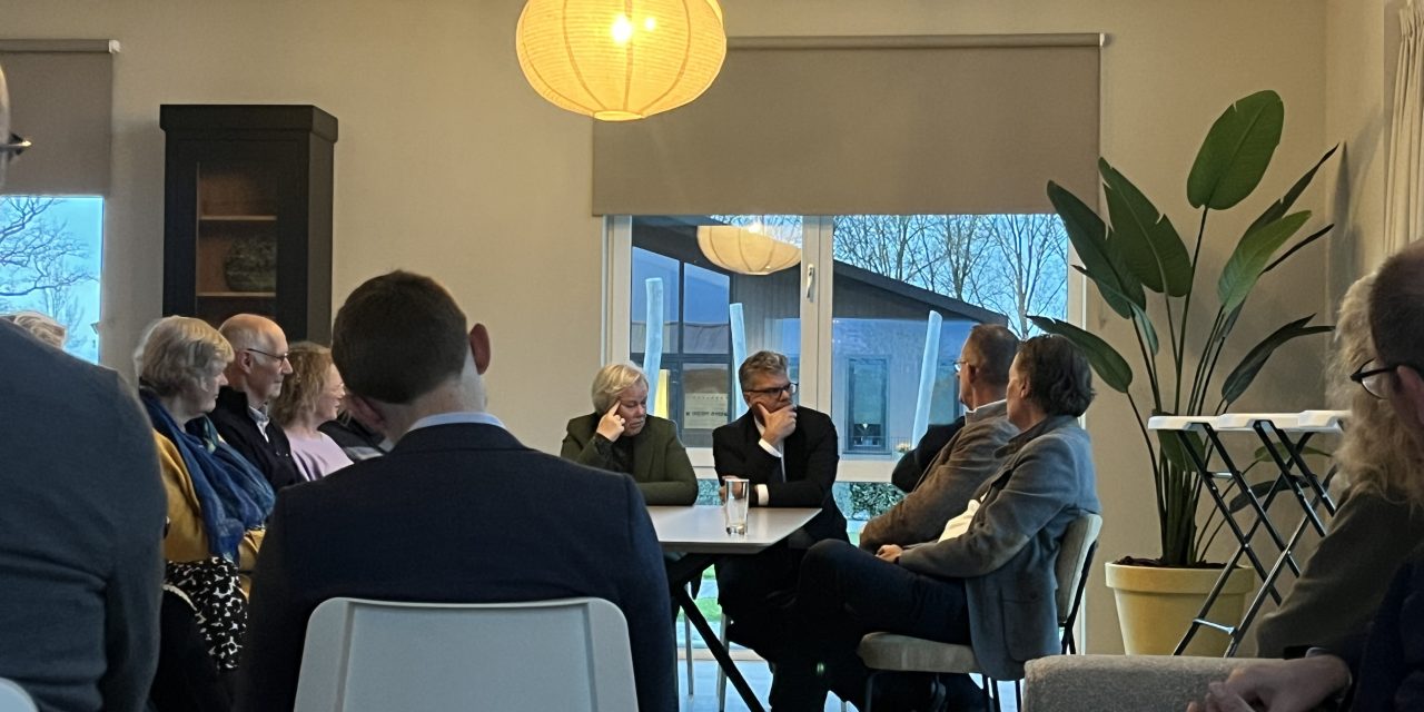 Rondetafelgesprekken Houten met commissaris van de koning