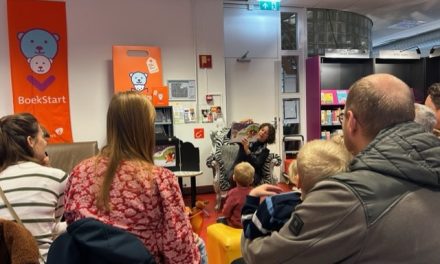‘Voorlezen is belangrijk voor de woordenschat’: Riëtte van Lint over Boekstart Voorleespret