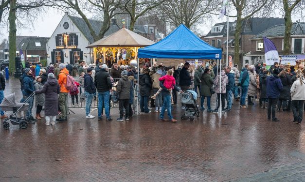 Glühwein op t plein: een gevoel van verbondenheid