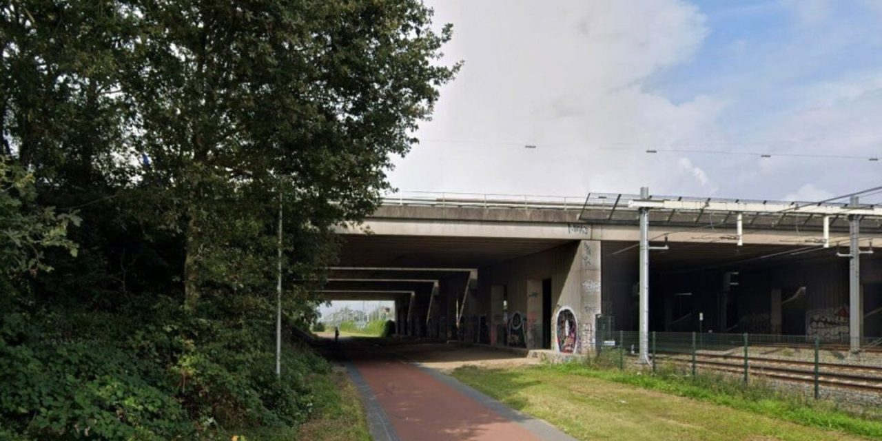 Vrouwen voelen zich onveilig op de Houtenseweg: “Ik fiets hier altijd met mijn sleutels tussen mijn vingers”