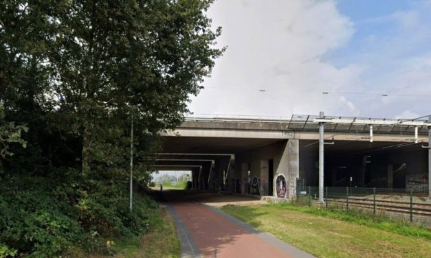 Vrouwen voelen zich onveilig op de Houtenseweg: “Ik fiets hier altijd met mijn sleutels tussen mijn vingers”