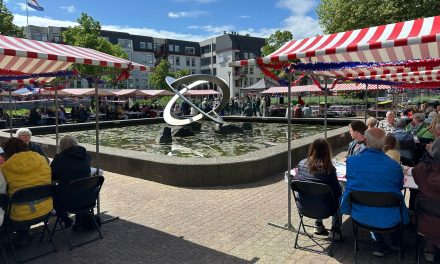 Vrijheidslunch in Houten brengt inwoners samen: ‘Het doel is puur verbinding’