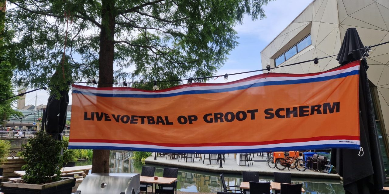 Houten hoopt te profiteren van WK