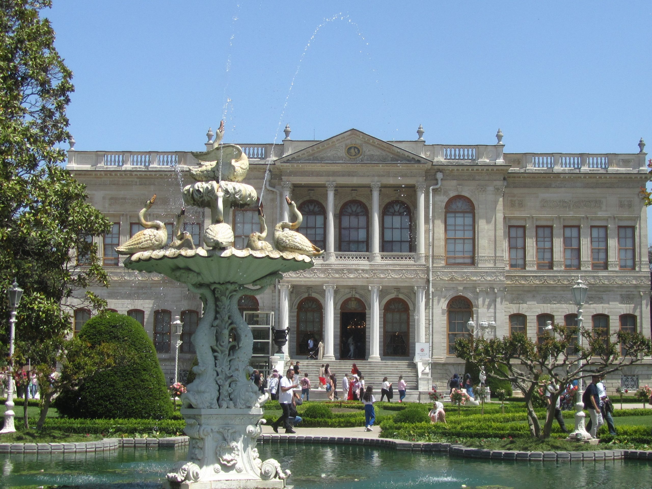 Dolmabahçe Palace remains in perfect condition
