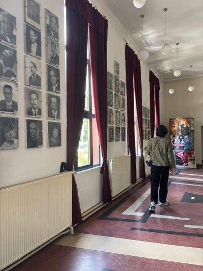 Inside at The State Opera (all Hungarian actors) - made by Loekie Pruijn