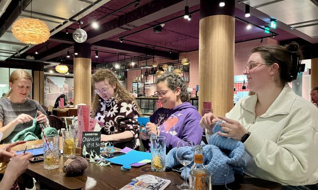 Off-Screen, On-Needle: effects of social media on the yarn and craft community