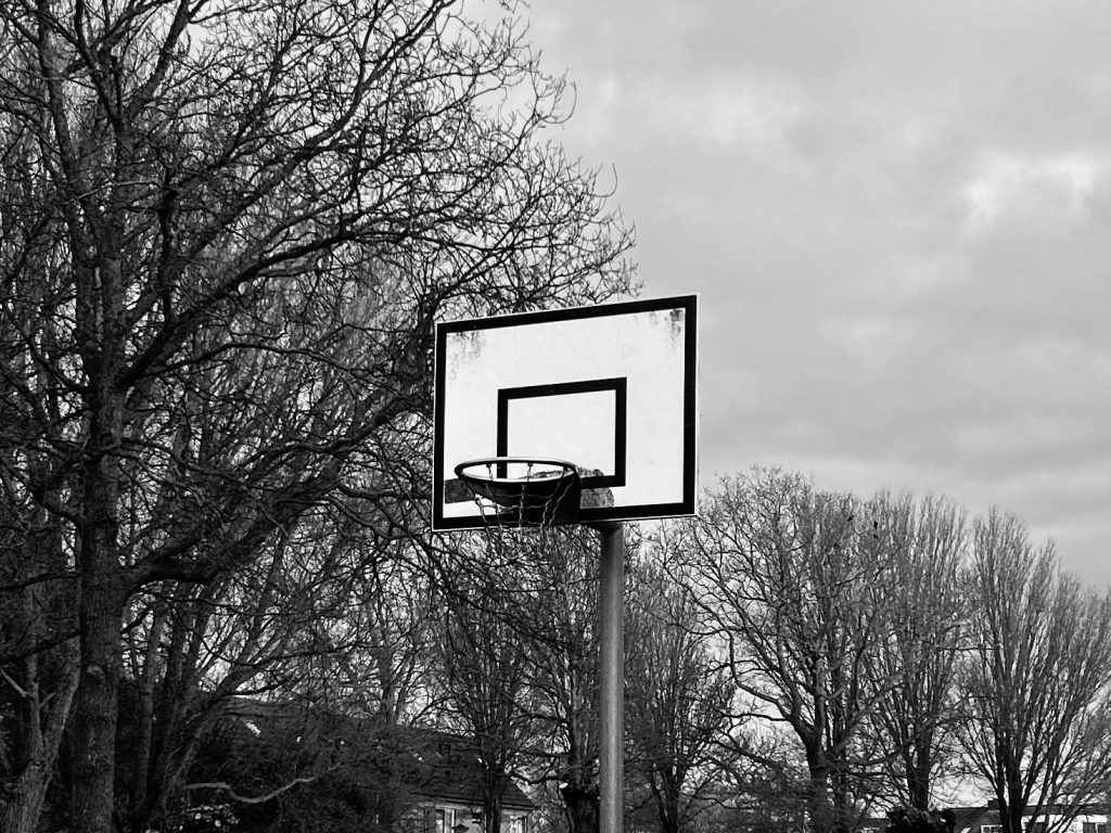 Vrijstaand basketbalbord @Iris Nulkes