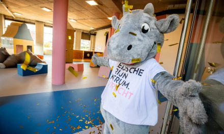 De mascotte van Leidsche Rijn viert haar zesde verjaardag