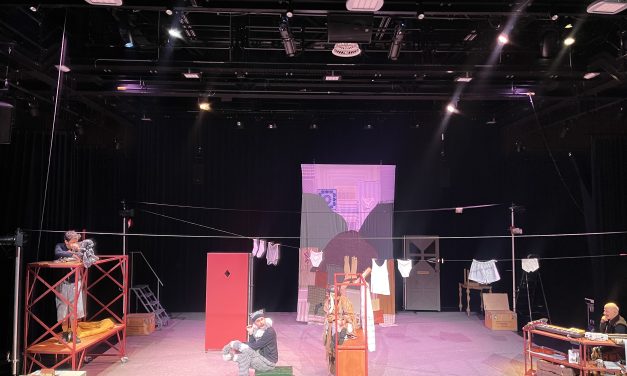 Een kijkje bij de theatershow ‘Oom Fjodor, de kleine dierenvriend’