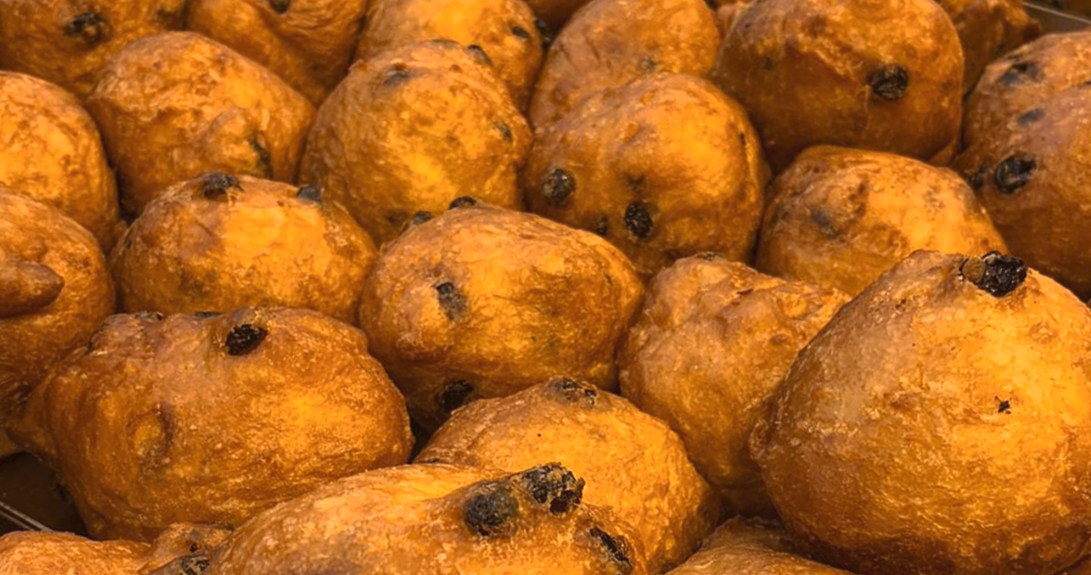 Oliebollenbakker Stephan Rouleaux staat paraat voor de komende zes maanden