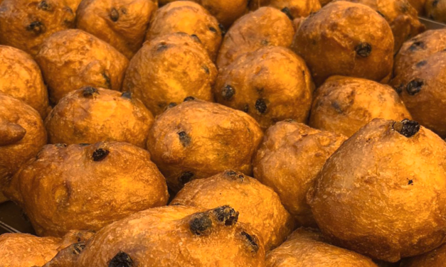 Oliebollenbakker Stephan Rouleaux staat paraat voor de komende zes maanden