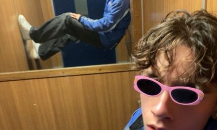 De sneeuw in om Ben & Jerry’s te bezorgen