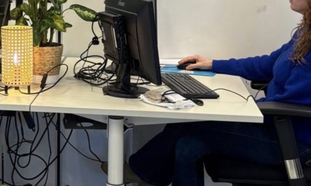 “Ik wil liever niet thuis zijn”: kinderen nemen elke dag contact op met De Kindertelefoon