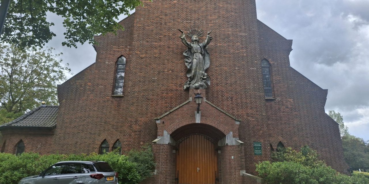 Toename volwassen dopelingen zorgt voor veranderingen in de kerk
