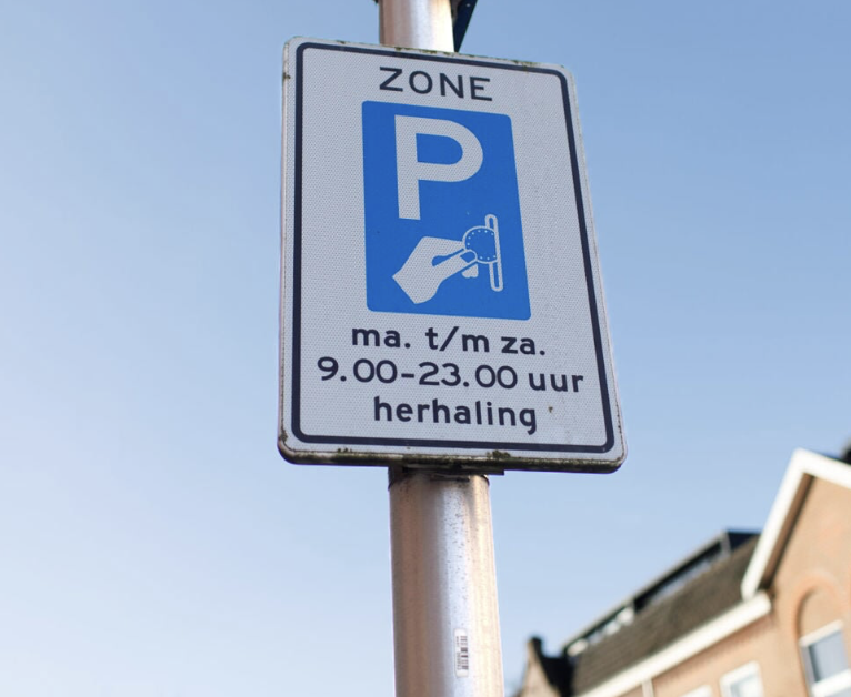Politieke verdeeldheid over betaald parkeren raakt ook Leidsche Rijn