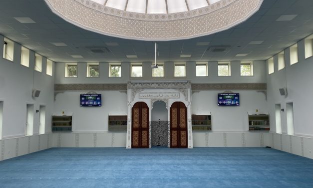 Laatste Dag Ramadan: Spiritualiteit in Nieuwegeinse Moskee