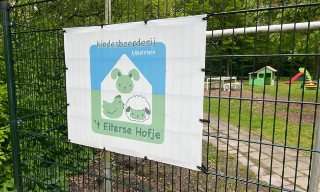 Helma:  beheerder bij kinderboerderij
