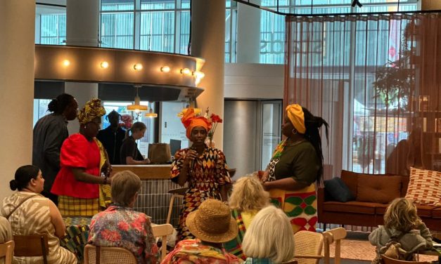 Bibliotheek Nieuwegein blikt tevreden terug op bijeenkomst Keti Koti: ‘Het is heel belangrijk om vaker dialogen over dit soort thema’s te gaan houden’