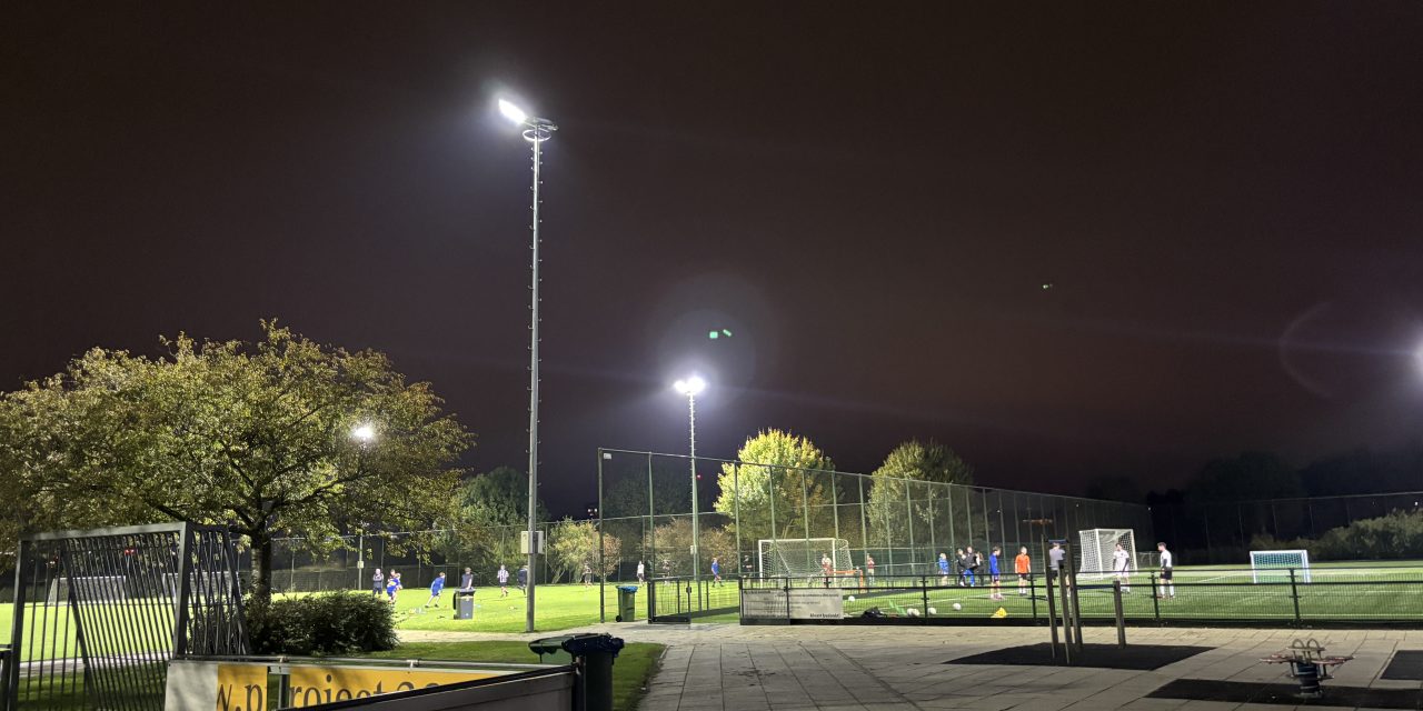 Liefde voor het spel houdt Marcel op het veld