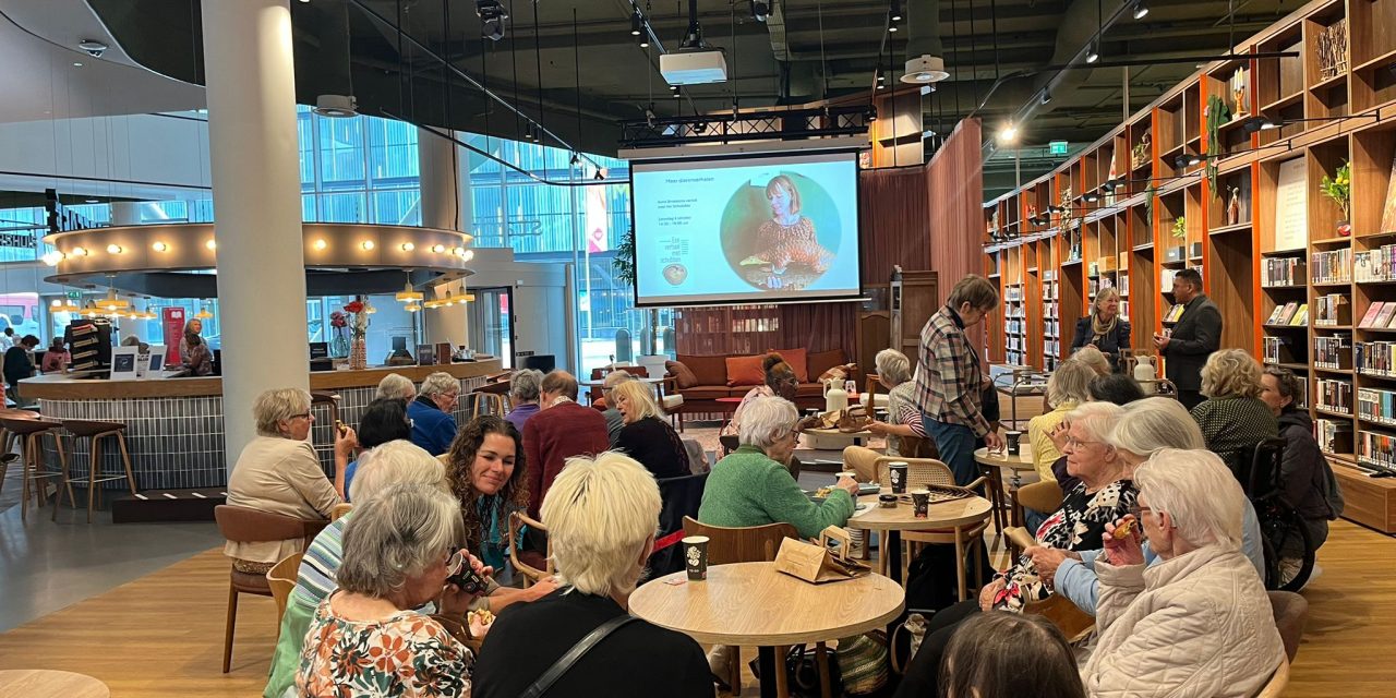 Voorleeslunch in Nieuwegein brengt mensen samen: “Ieder mens hééft een verhaal en ís een verhaal”
