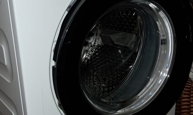 Nieuwegein zet eerste stap naar efficiëntere Wmo: huis-aan-huis wasservice van start