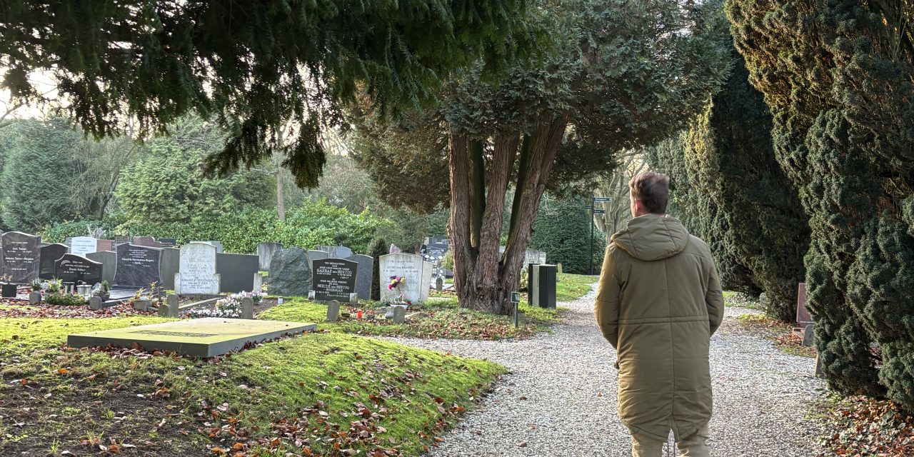 Binnenkort grafmonumenten verwijderd op begraafplaatsen Vijfheerenlanden