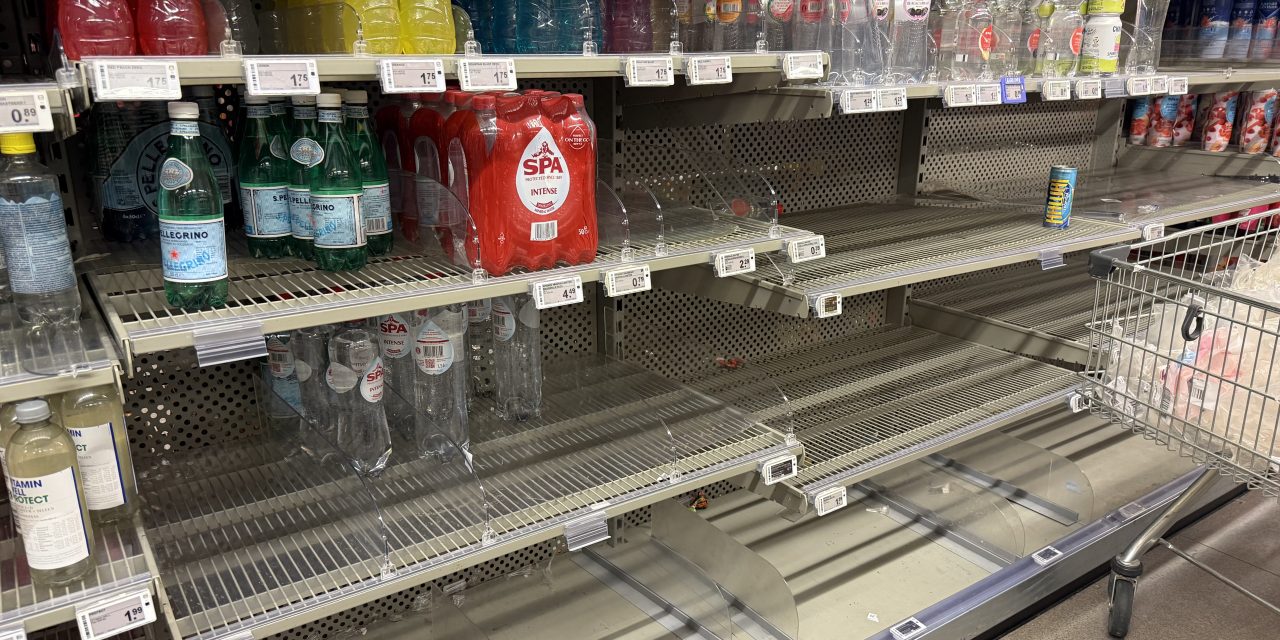 Van schouders ophalen tot flessen inslaan