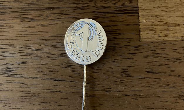 Marloes Bos stopt als wijkvoorzitster in Batau Noord met Buurpin op zak